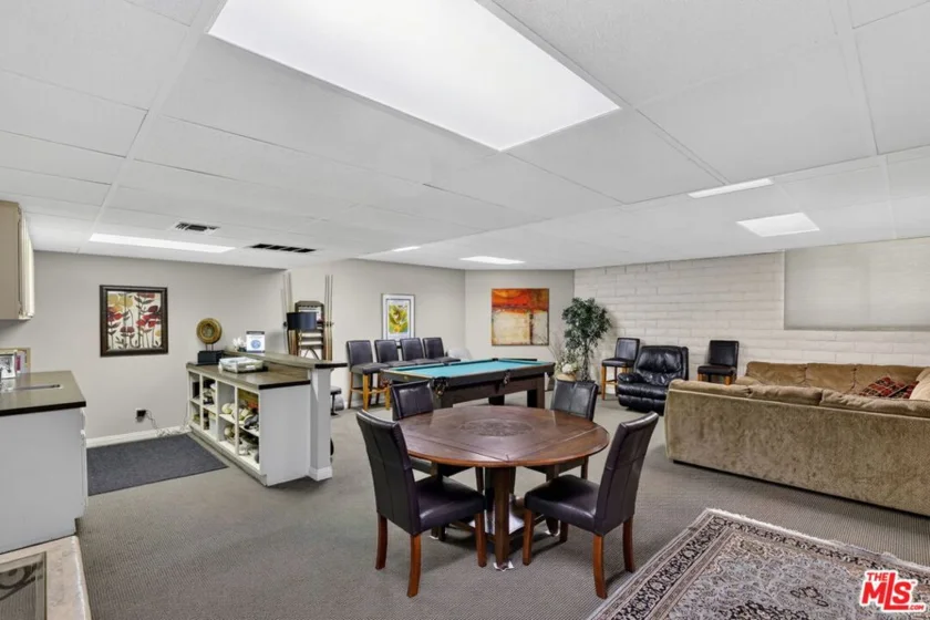 1509 Greenfield Avenue #207 photo 43