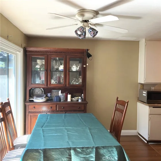 1122 S Dover photo 7