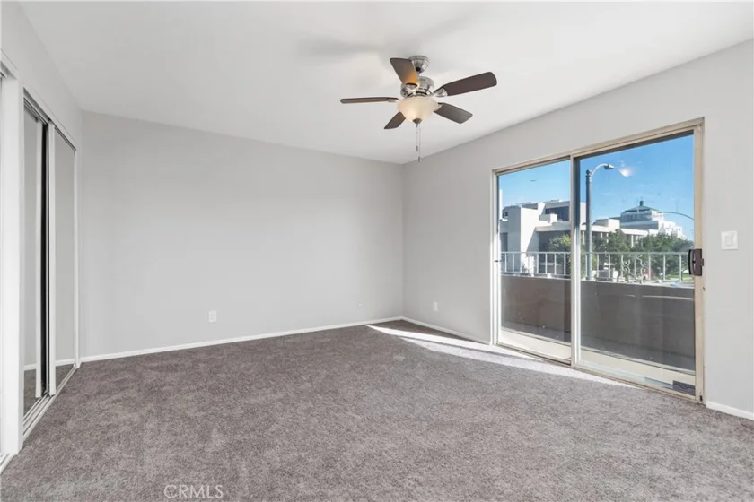 941 Elm #16 photo 22