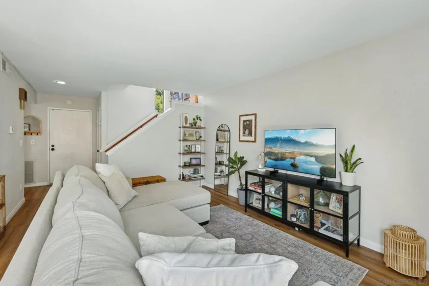 5455 Baltimore Drive #8 photo 4