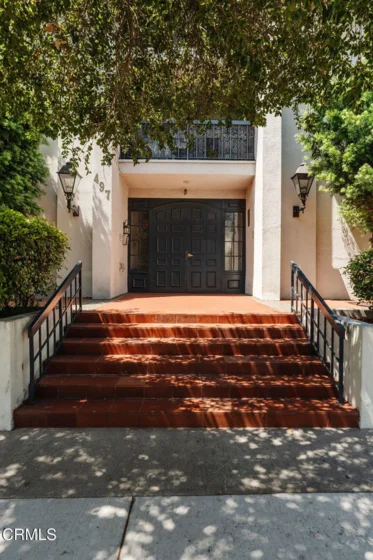 497 S El Molino Avenue #310 photo 1