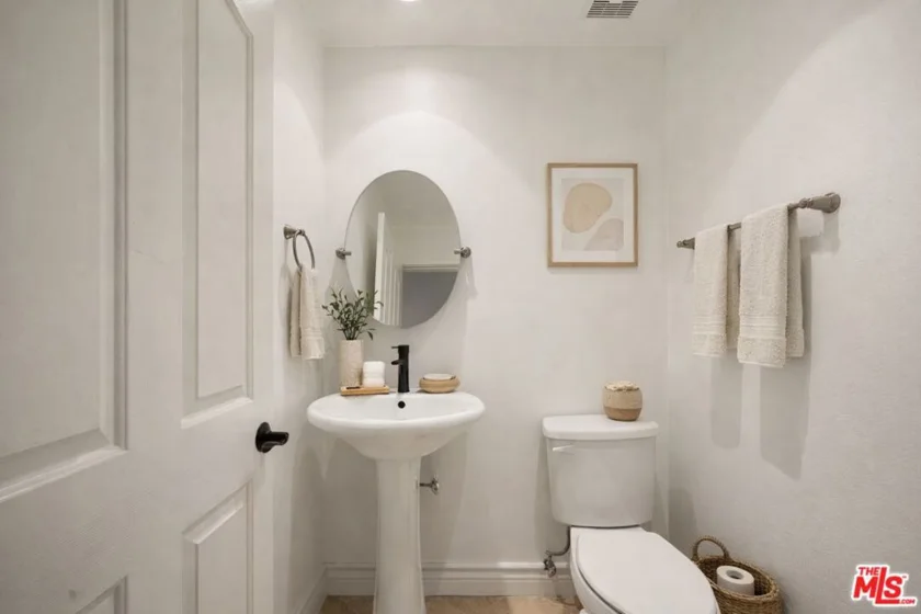 4128 Whitsett Avenue #107 photo 7