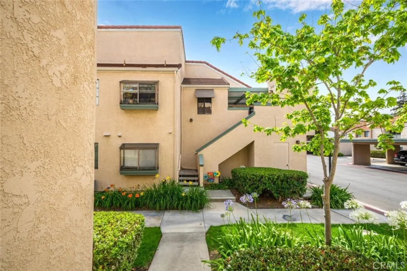 3572 W Stonepine Lane #F photo 2