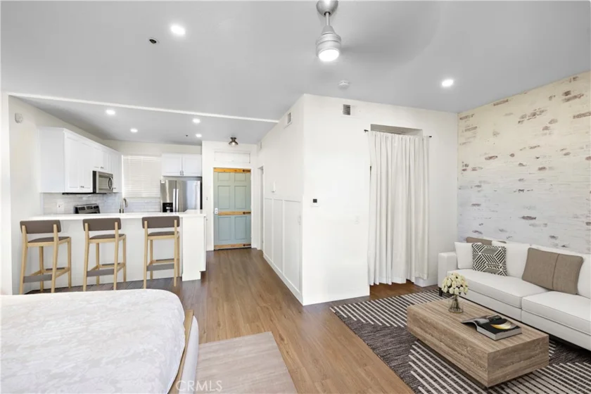 20301 Bluffside #313 photo 2