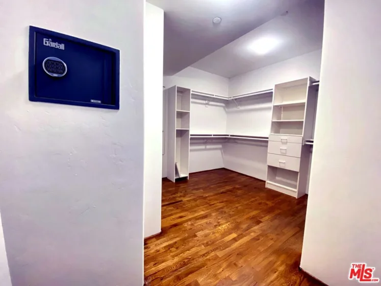 1414 N Harper Avenue #16 photo 18