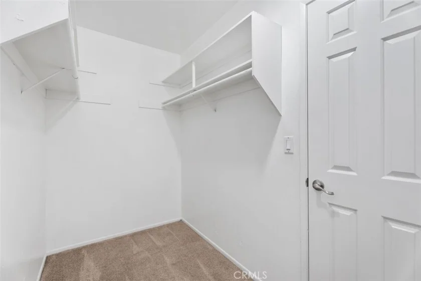 428 W 1st Street photo 16