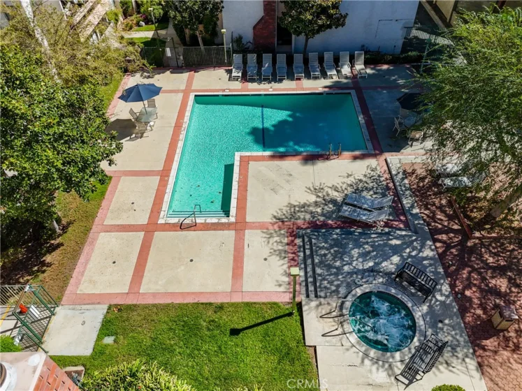 17140 Burbank #207 photo 30