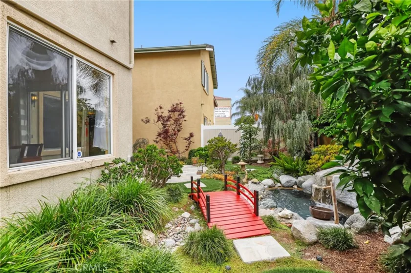 2 Serena Way photo 31