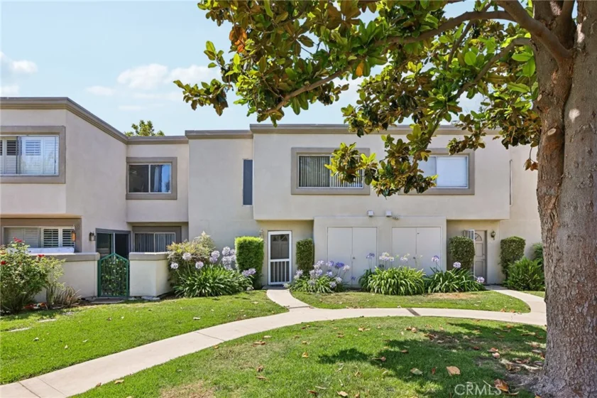 18530 Mayall Street #D photo 2