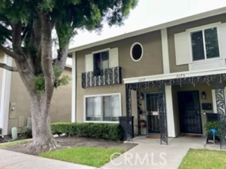 3177 College Avenue photo 1