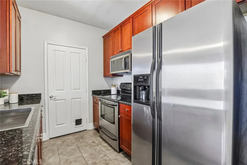 22681 Oakgrove Unit 233 photo 9