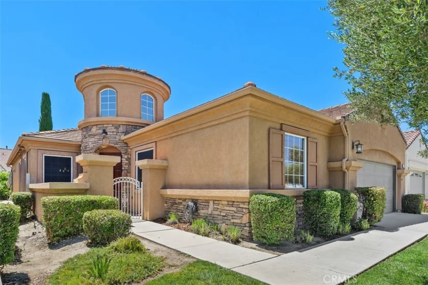 29507 Winding Brook Drive photo 1