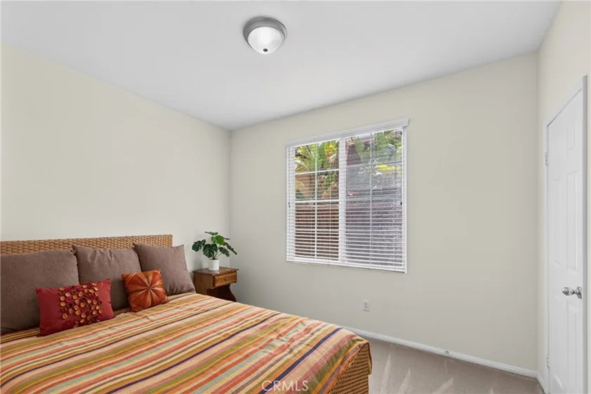 34099 Pamplona photo 20