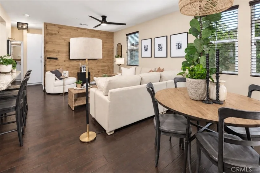 27859 Avenida Avila photo 4