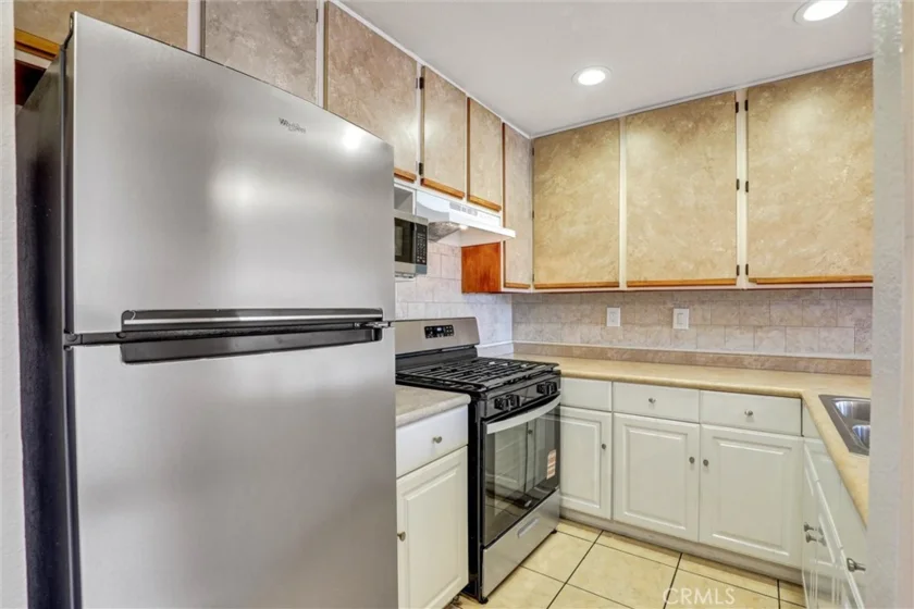 450 E 4th Street #337 photo 19