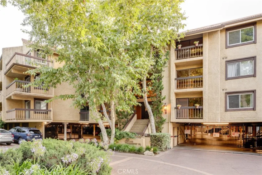 3481 Stancrest Drive #221 photo 1