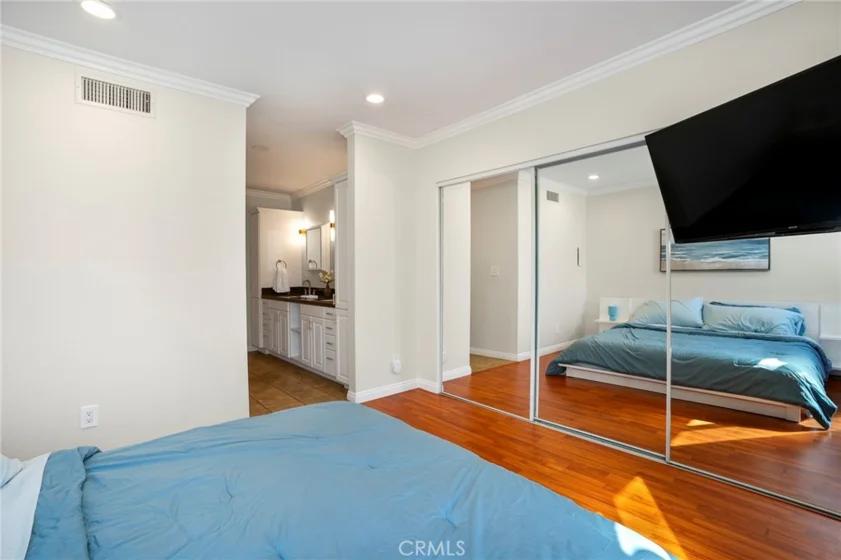 355 S Madison photo 15