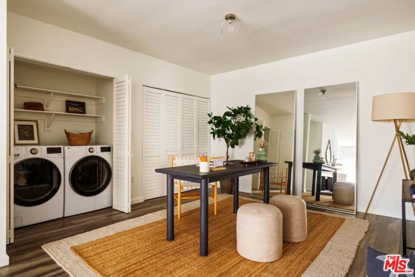 11820 Mayfield Avenue #105 photo 17