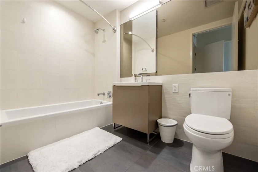 889 Francisco #1911 photo 6