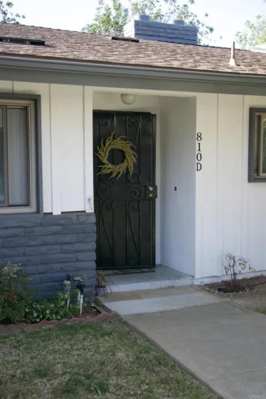 810 E Washington Street #D photo 1