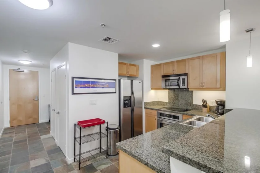 1150 J #603 photo 15