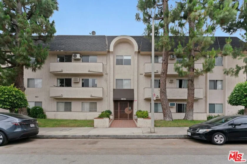 1831 Prosser Avenue #205 photo 22