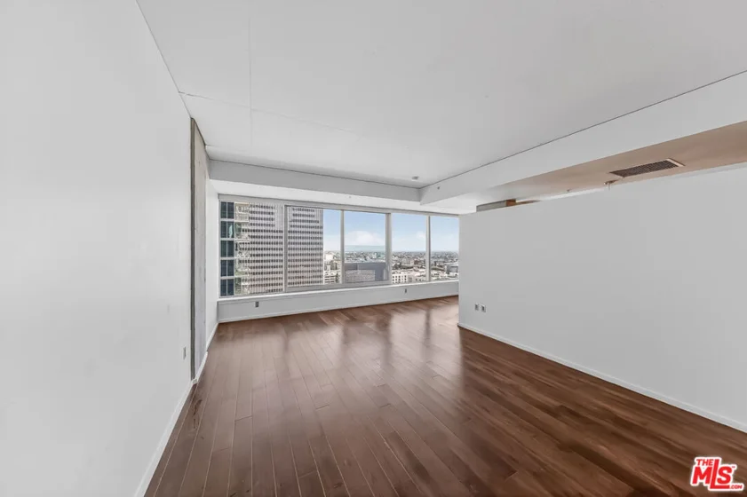1155 S Grand Avenue #1707 photo 5
