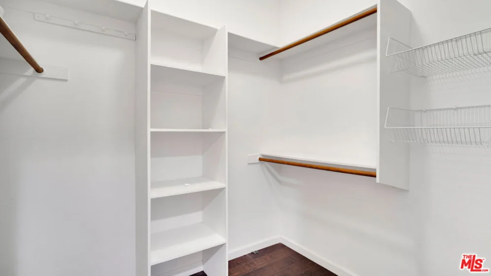 13920 Moorpark Street #106 photo 24