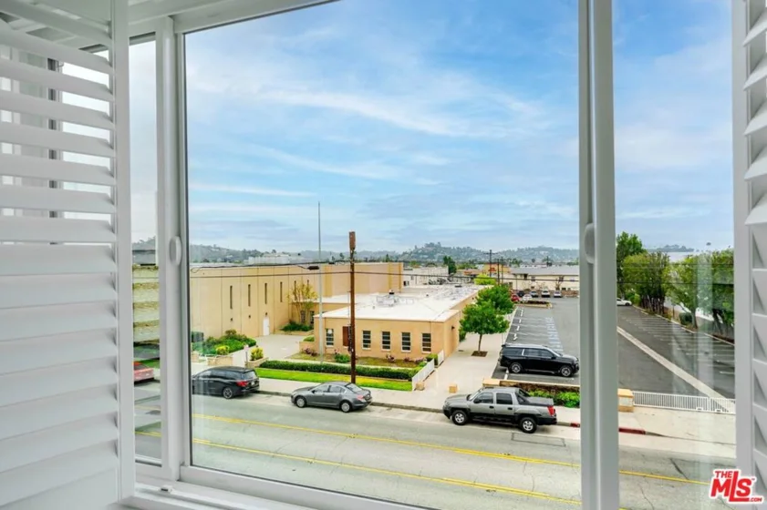 1121 E Wilson Avenue #12 photo 5