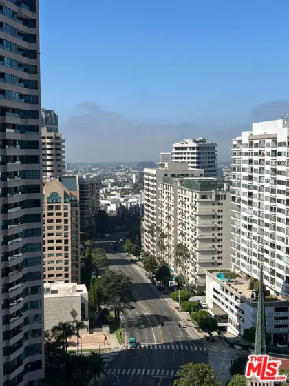 10445 Wilshire Boulevard #1806 photo 14