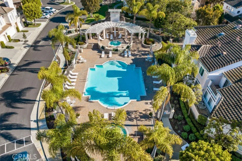 193 Shorebreaker Drive photo 4