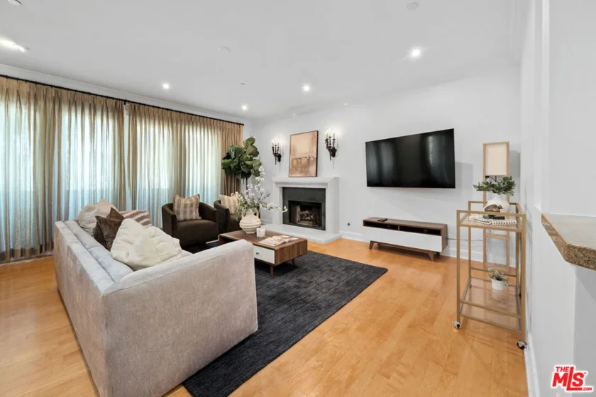 411 N Oakhurst Drive #305 photo 20