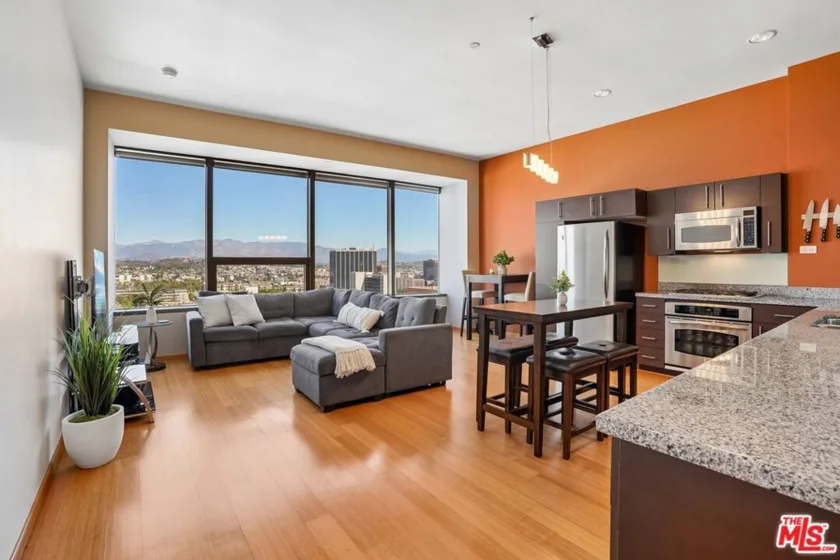 1100 Wilshire Boulevard #2105 photo 7