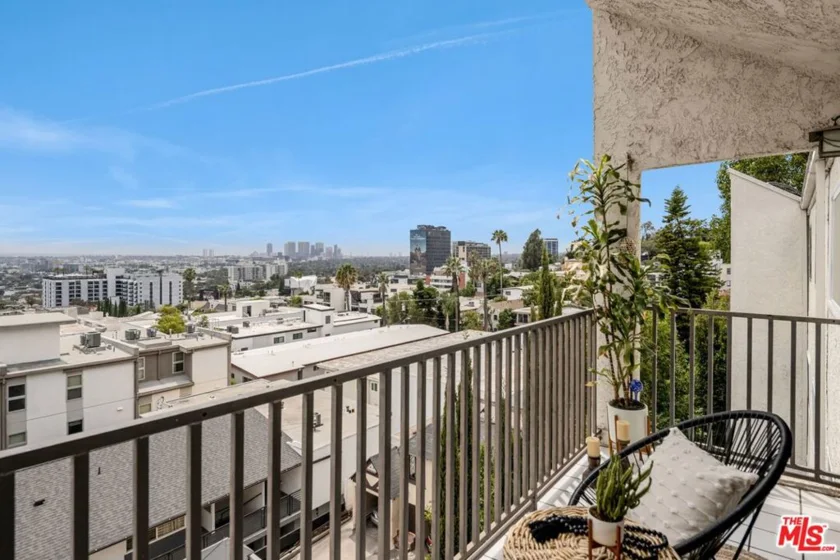 1230 Horn Avenue #728 photo 3
