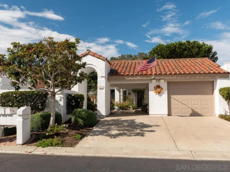 4671 Barcelona Way photo 1