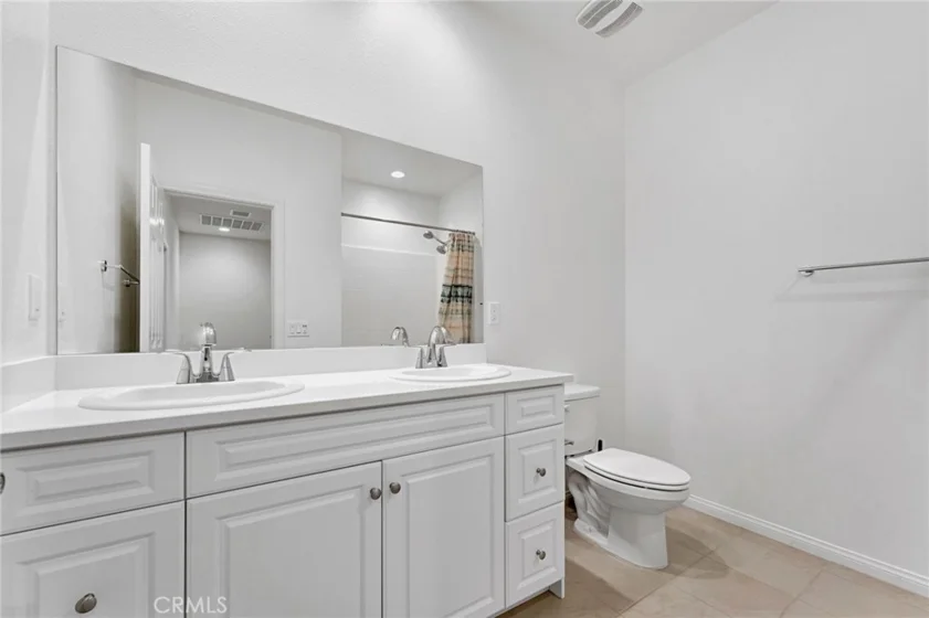 10765 Graphite Street photo 17