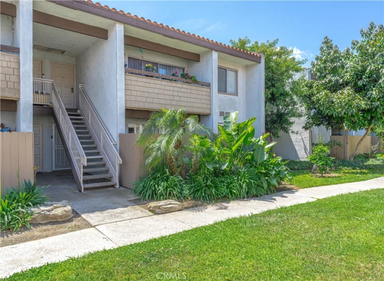 2511 W Sunflower #L3 photo 3