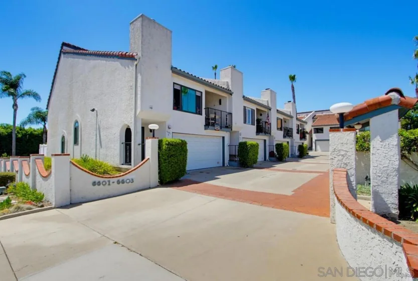 6601 Santa Isabel #B photo 3
