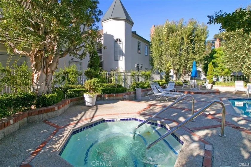 29305 Rue Fleurie photo 26