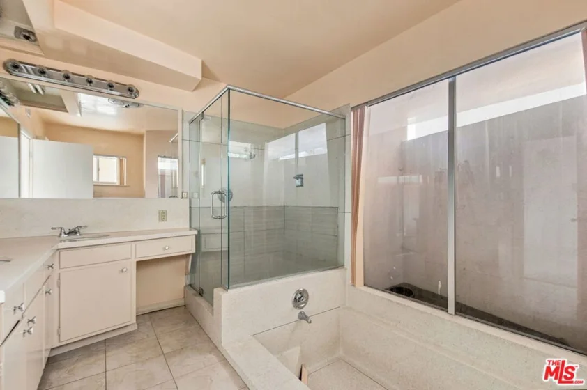 5452 W 57th Street photo 28