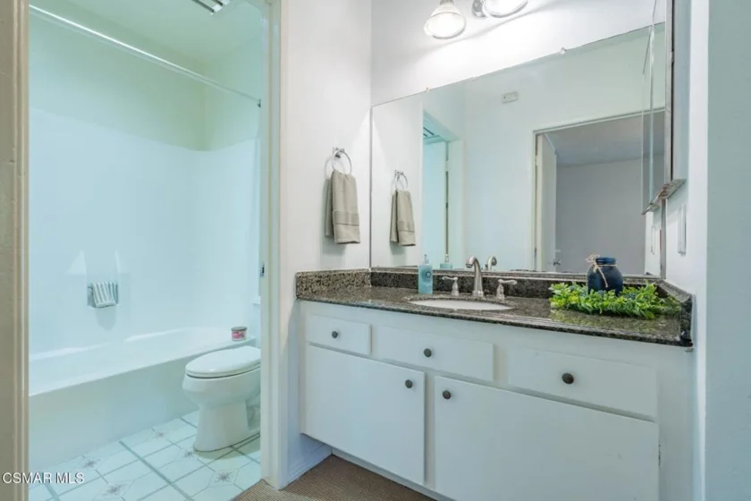 11645 Montana Avenue #318 photo 14