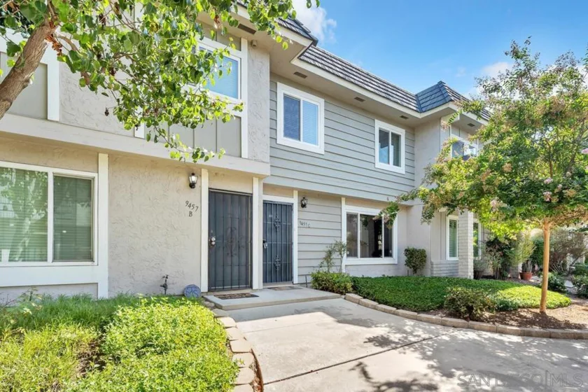 9457 Carlton Oaks Drive #C photo 1