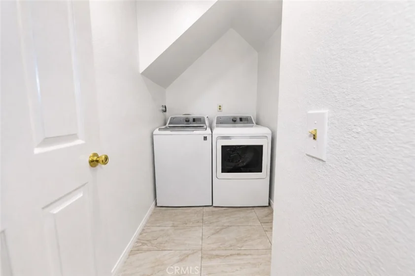313 E Hyde Park #5 photo 18