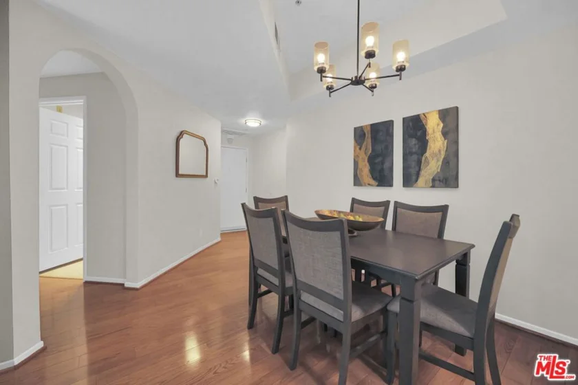 620 S Gramercy Place #135 photo 31