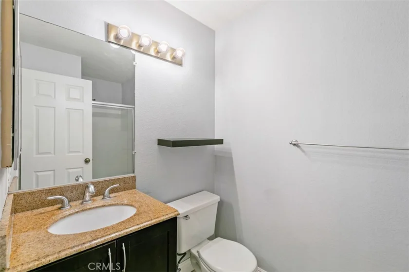 21227 Camelia #18 photo 13