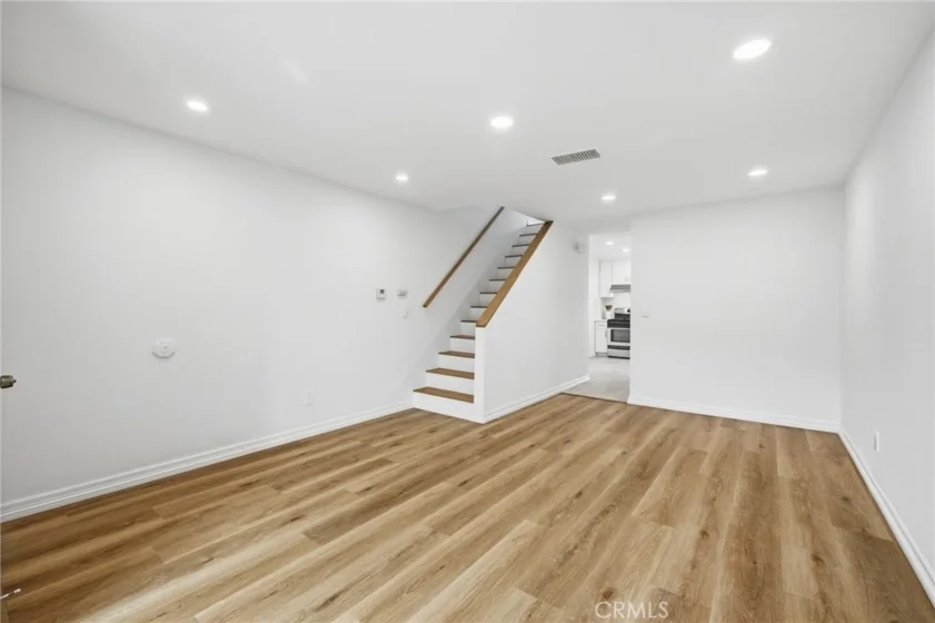 4018 Redwood Avenue #B photo 8