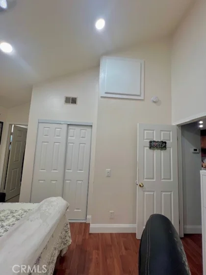 812 Inglewood photo 27