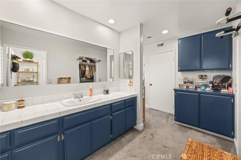 1380 W Capitol #307 photo 11