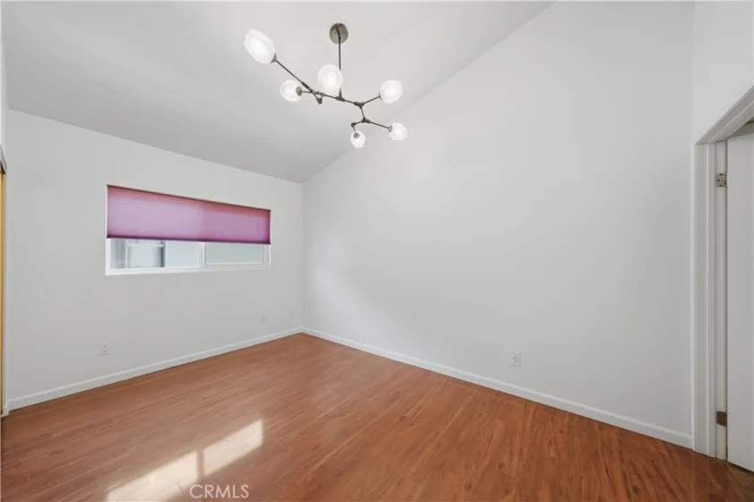 1554 N Hobart #2 photo 14