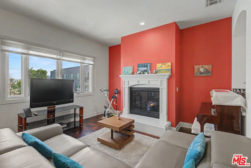 5057 Maplewood Avenue #PH4 photo 35